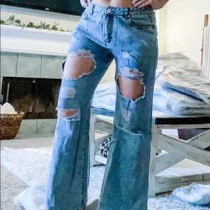 Kan Kan Jeans never worn